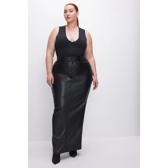 NWT Good American Deep V-Neck Scuba Knit Thong Bodysuit Size 2XL Black - Picture 2 of 12